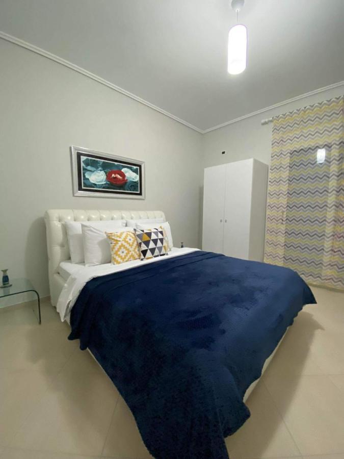 Orfeas Central Apartment Fier Kültér fotó